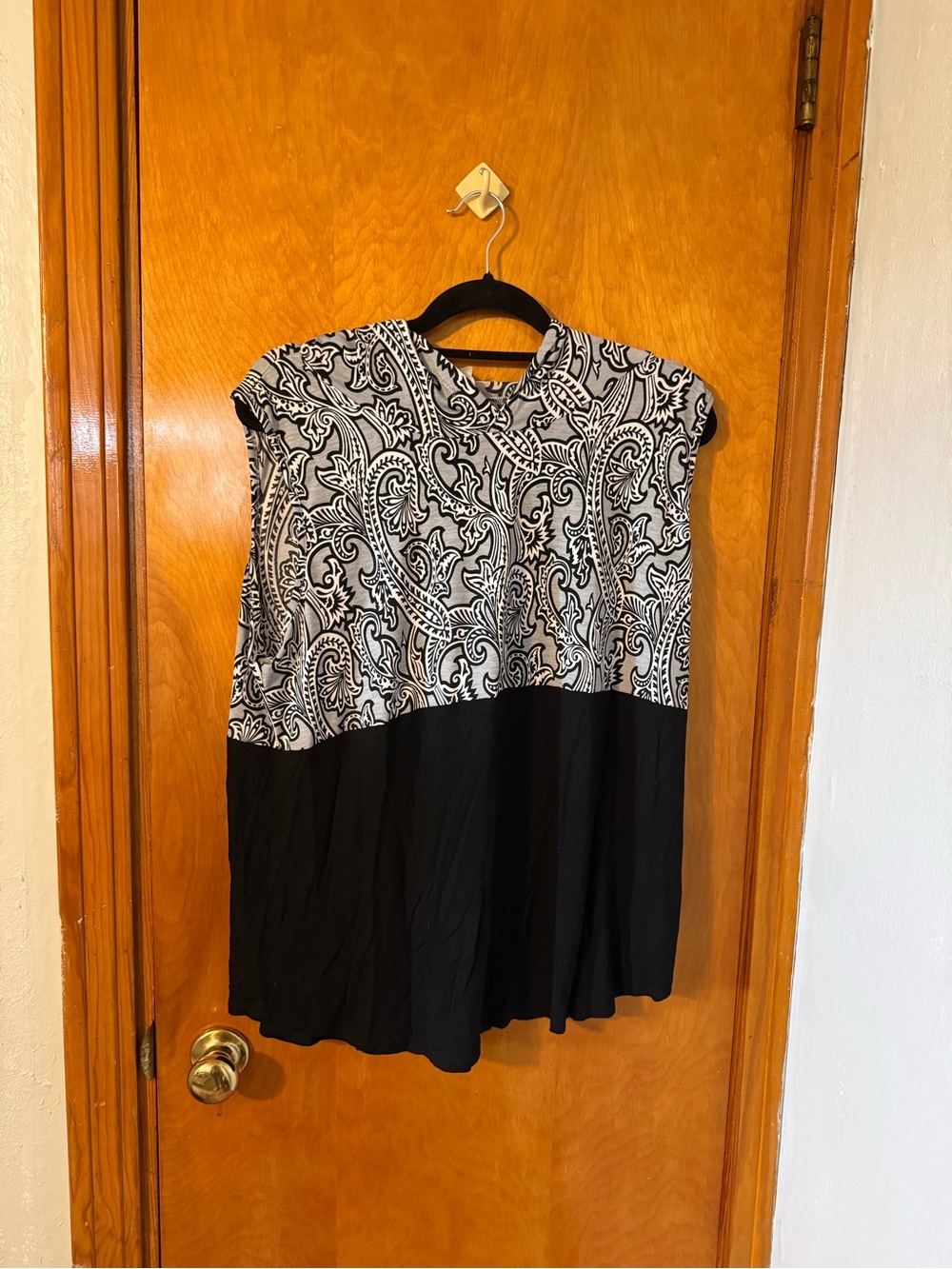 Sew In Love Black & White Paisley Sleeveless Tunic